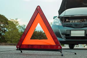Scontro tra due veicoli sull’autostrada A5: traffico rallentato e due persone in ospedale