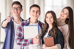 Piemonte, al via i voucher scuola: fino a 700 euro per libri, iscrizioni e trasporti