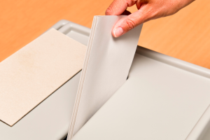 Polonia al bivio: Trzaskowski contro Nawrocki, il ballottaggio che può cambiare l’Europa