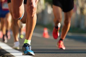 StarCanelli è di nuovo in marcia: sorrisi, musica e magliette colorate invadono la città