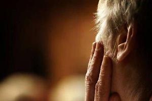 Grugliasco, donna anziana spaesata soccorsa dall’assessore e da un carabiniere fuori servizio