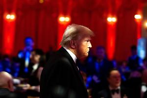 "Licenziate i giornalisti": Trump contro la stampa per presunte fake news sui raid in Iran