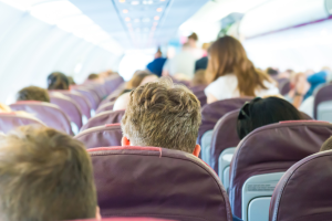 Caos voli dopo il guasto radar: ecco cosa spetta ai passeggeri bloccati negli aeroporti