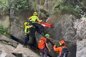 Valprato Soana, ciclista precipita in una scarpata: fondamentale l'intervento dell'elisoccorso