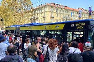 Torino, boom di adesioni per Piemove: oltre 57 mila studenti usufruiscono del trasporto pubblico gratuito