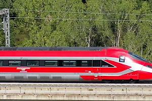 Ciclone Harry, disagi sulla rete ferroviaria: Frecciarossa per Torino con tre ore di ritardo