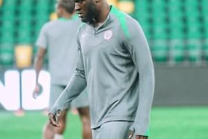 Boniface furioso dopo lo stop al Milan: “Clown ovunque, lasciatemi stare”