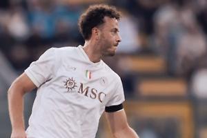 Napoli, infortunio per Rrahmani: lesione al bicipite femorale, salta la Fiorentina e rischia il Milan