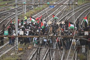 «Altro che corteo pacifico. E' stato un attacco allo Stato»