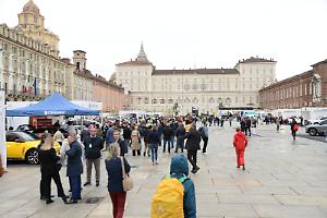 I torinesi restano "fedeli alla linea": "L'elettrico non va bene in città"