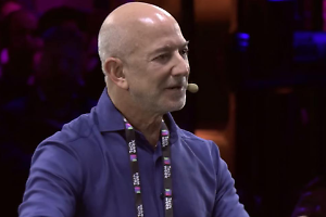 Bezos all'Italian Tech Week: "Non mi ritirerò mai, lavorare è così divertente"