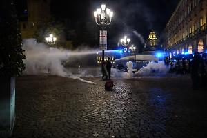 «E’ stata una caccia alla divisa»