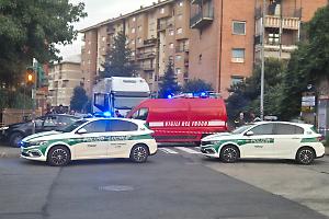 Torino, pedone investito da un camion: morto sul colpo
