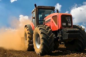 Strage silenziosa nelle campagne italiane: oltre 100 agricoltori muoiono ogni anno sotto i trattori per una legge mai applicata