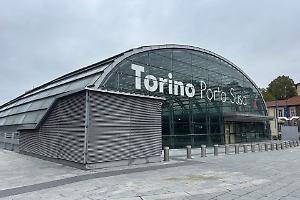 Torino, ruba un cellulare a Porta Susa: arrestato un 23enne senza fissa dimora