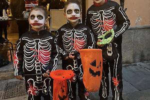 Nel Torinese, i bambini festeggiano Halloween: ecco le foto di tutte le iniziative dei Comuni