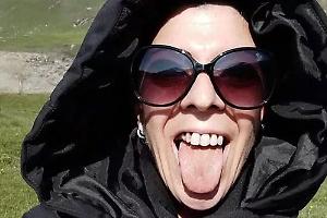 «Mara Favro non si è uccisa. Riaprite le indagini subito»