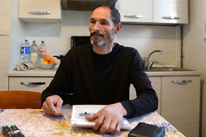 Mohamed: «Ho perso tutto per colpa di Zippo. Ora vivrò in una casa con la muffa»