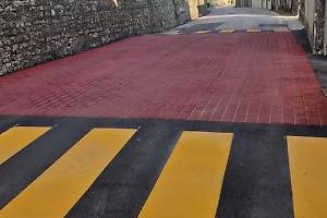 Cuceglio, due nuove piattaforme rialzate per rallentare il traffico: «Preferiamo le lamentele per i dossi agli incidenti»