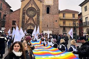Chivasso accoglie la Carovana della Pace: da Palermo a Strasburgo per la speranza e il lavoro