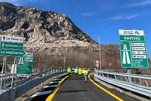 A26, chiusura notturna per il passaggio di un trasporto eccezionale