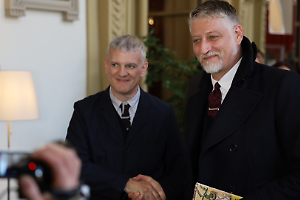 Torino, il ministro Giuli alla Stampa poi al Circolo (a tavola): "Centri sociali da sgomberare"