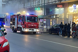 A fuoco la cantina "rifugio" di un senzatetto, paura in via Ventimiglia