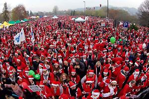 Il raduno dei Babbi Natale torna al Regina Margherita, il 7 dicembre in “Piazza Lapponia”