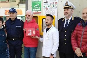 Borgo Filadelfia, torna il defibrillatore rubato alla farmacia Madonna delle Rose