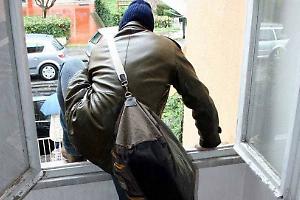 Gassino, i ladri in azione anche di giorno