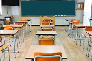 Meno vacanze estive, più stop durante l’anno: il dibattito sul calendario scolastico