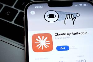 Chatbot Claude ko: migliaia di utenti senza accesso