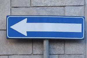 Chivasso, nuovo senso unico in via 4 Novembre: proteste dei residenti del Nord Ferrovia