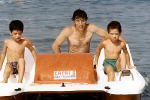 Le origini e il “cerchio magico” di Umberto Bossi: famiglia, relazioni e ascesa politica