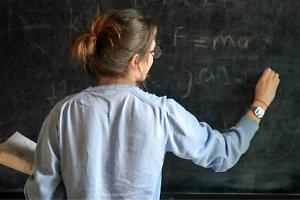 Storico rinnovo per la scuola: stipendi più alti fino a 460 euro