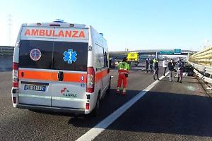 Auto si ribalta sulla statale del Lago d’Orta: Borgomanero piange Marco Pinna