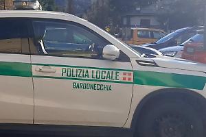 Oulx, scontro tra ambulanza e auto al passaggio a livello: coinvolti tre veicoli