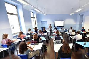 Scuola in rivolta sul riordino degli istituti tecnici: “Riforma frettolosa, va fermata subito”