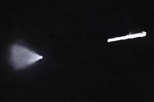 «C'è un Ufo nel cielo». Migliaia di testimoni, foto e video: ecco di cosa si trattava