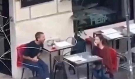 Shia LaBeouf fuori controllo a Roma: insulti in un bar