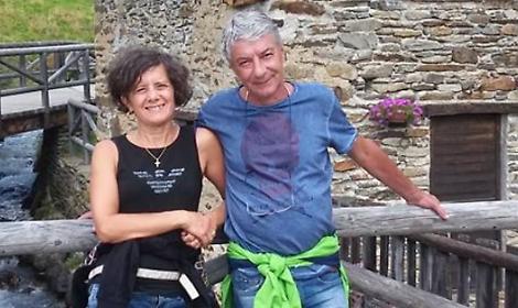 Uccide il marito padrone, aveva minacciato il figlio: «Gli ho tagliato la gola»
