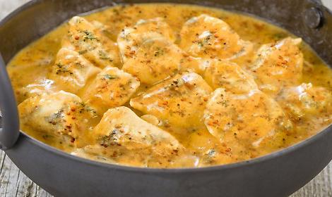 Pollo alla Provenzale, preparatoalla contadina con erbe e aromi