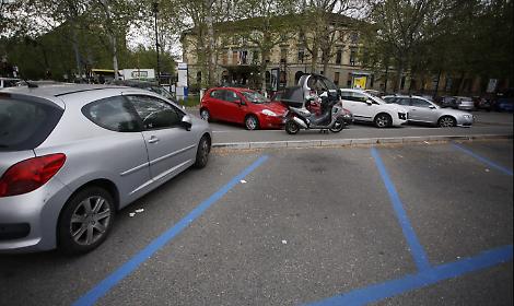 Strisce blu “amiche” dei lavoratori part-time: nuove tariffe in arrivo per la mezza giornata