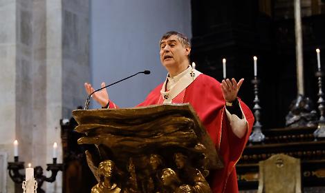 Repole: &laquo;Non possiamo cercare la vita con una mano e togliere la vita con l&rsquo;altra&raquo;