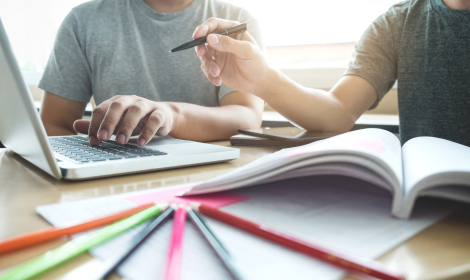A Torino cresce l’interesse per l’homeschooling, ma quali sono i suoi pro e contro?