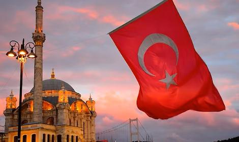 Colpo di scena in Turchia: il Pkk si scioglie e dice addio alla lotta armata