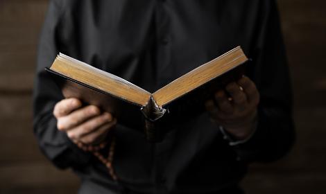 Bibbia o Corano: quale dei due ha venduto di più?