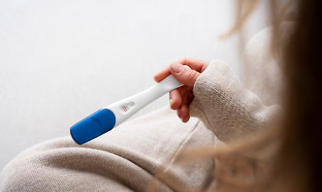 Clima caldo, fertilità in pericolo: il caldo estremo incide sulla possibilità di fare figli