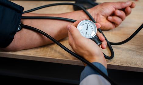 Caldo: attenzione ai cali di pressione, soprattutto se soffri di ipertensione
