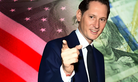 Premio negli USA per John Elkann: "È il numero 1" (ma l'Italia l'ha fatto Cavaliere del Lavoro)
